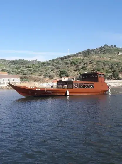 Navio de passageiros do Douro concluído